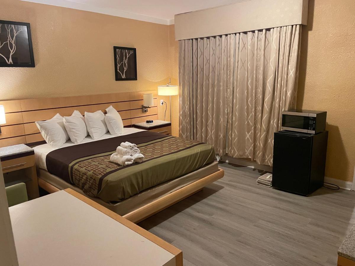 Sunburst Hotel Миртъл Бийч Екстериор снимка